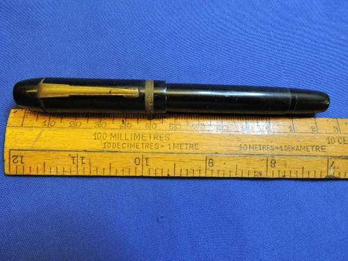 Fountain Pen Vintage Unknown make Gold Chrome Iridum Nib